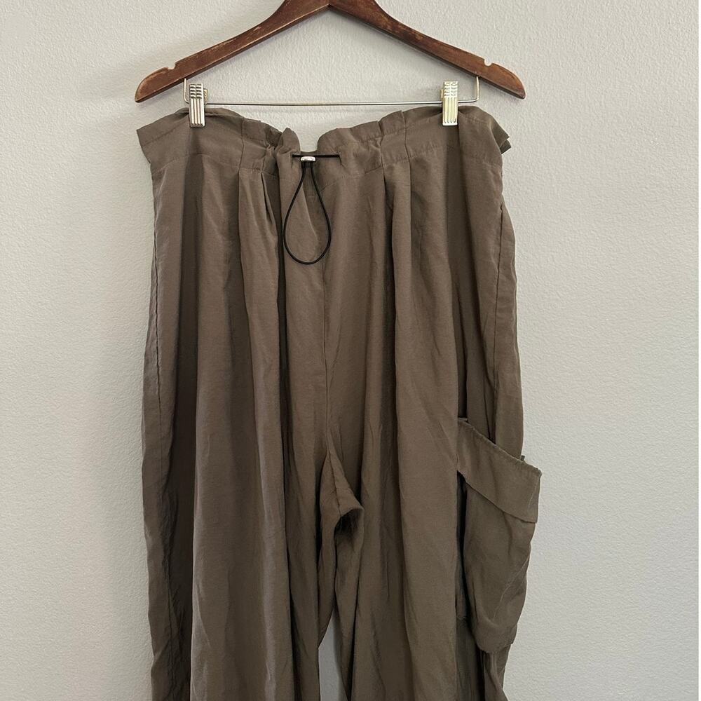 Anthropologie Bungee Parachute Pants Olive Green size 2X - Picture 5 of 12